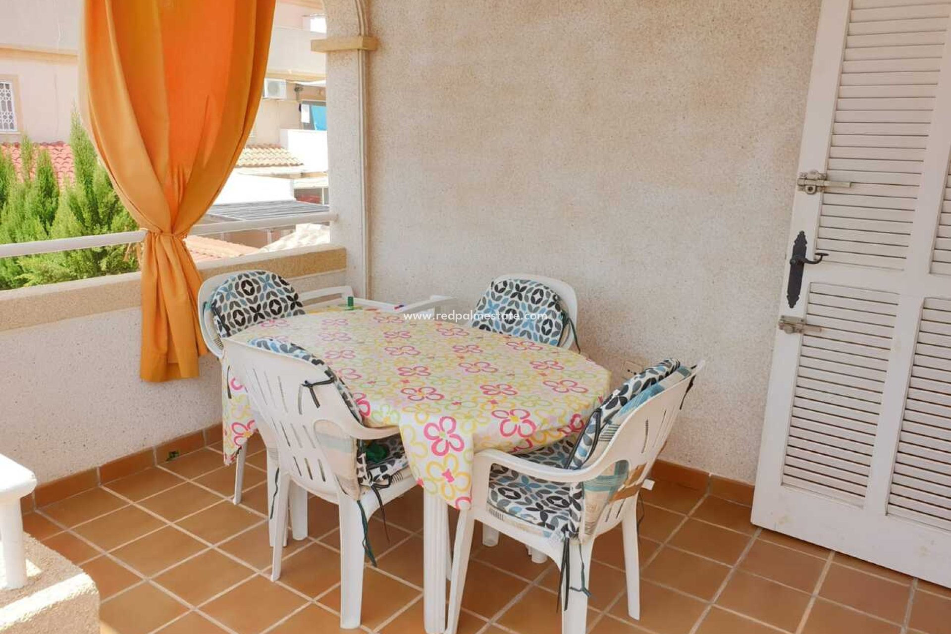 Återförsäljning - Bungalow -
Torrevieja - La Mata