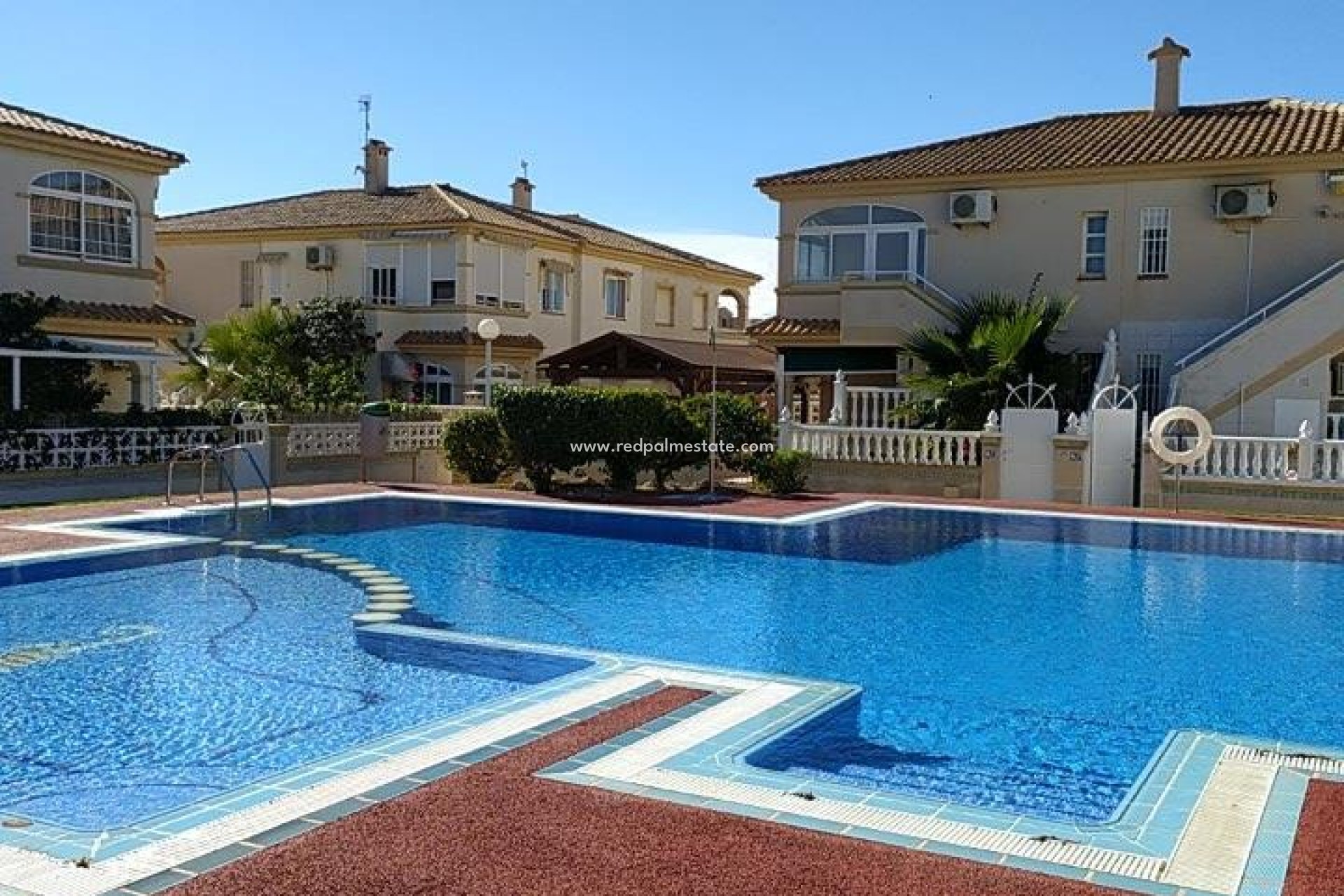 Återförsäljning - Bungalow -
Torrevieja - La Mata