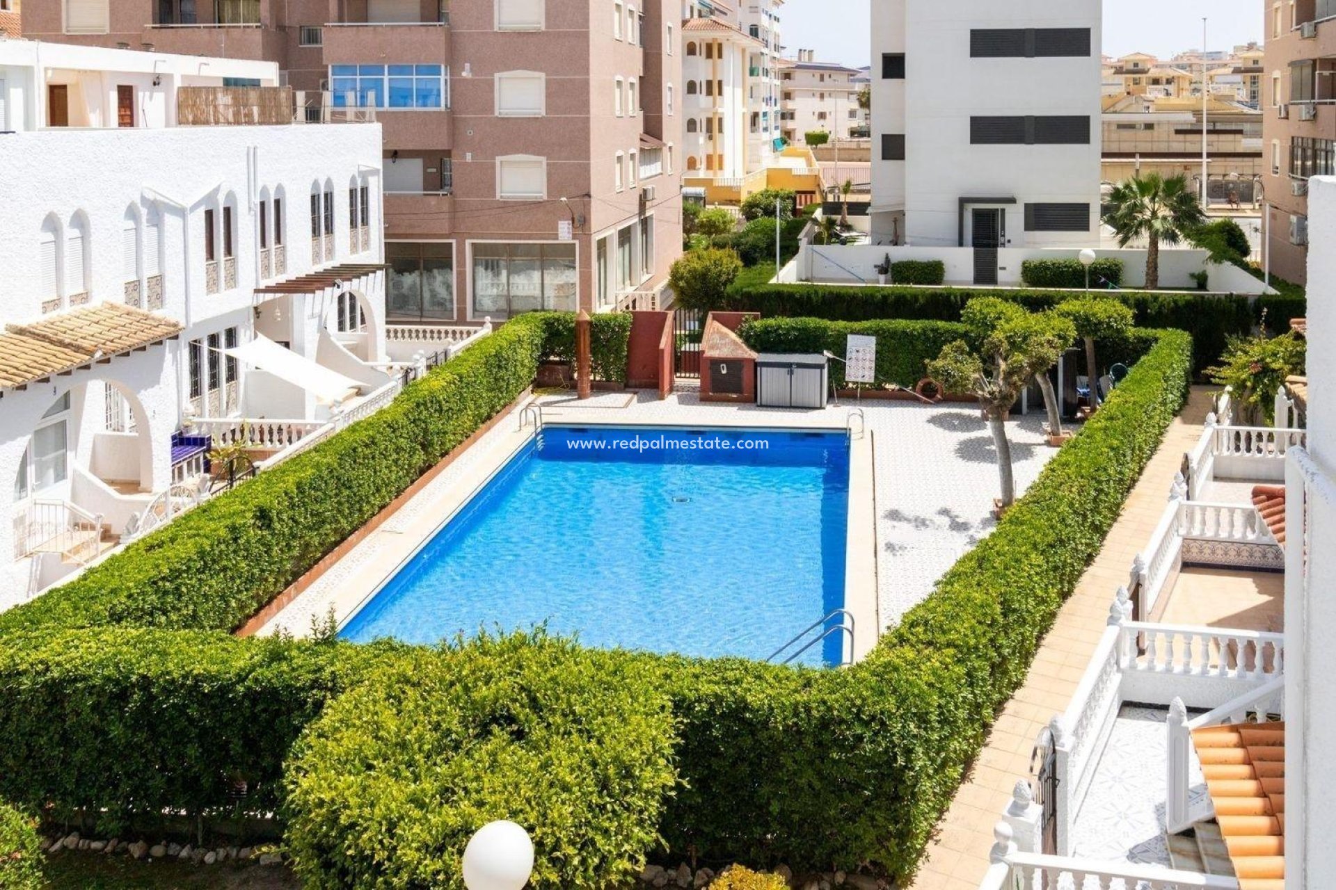 Återförsäljning - Bungalow -
Torrevieja - La Mata