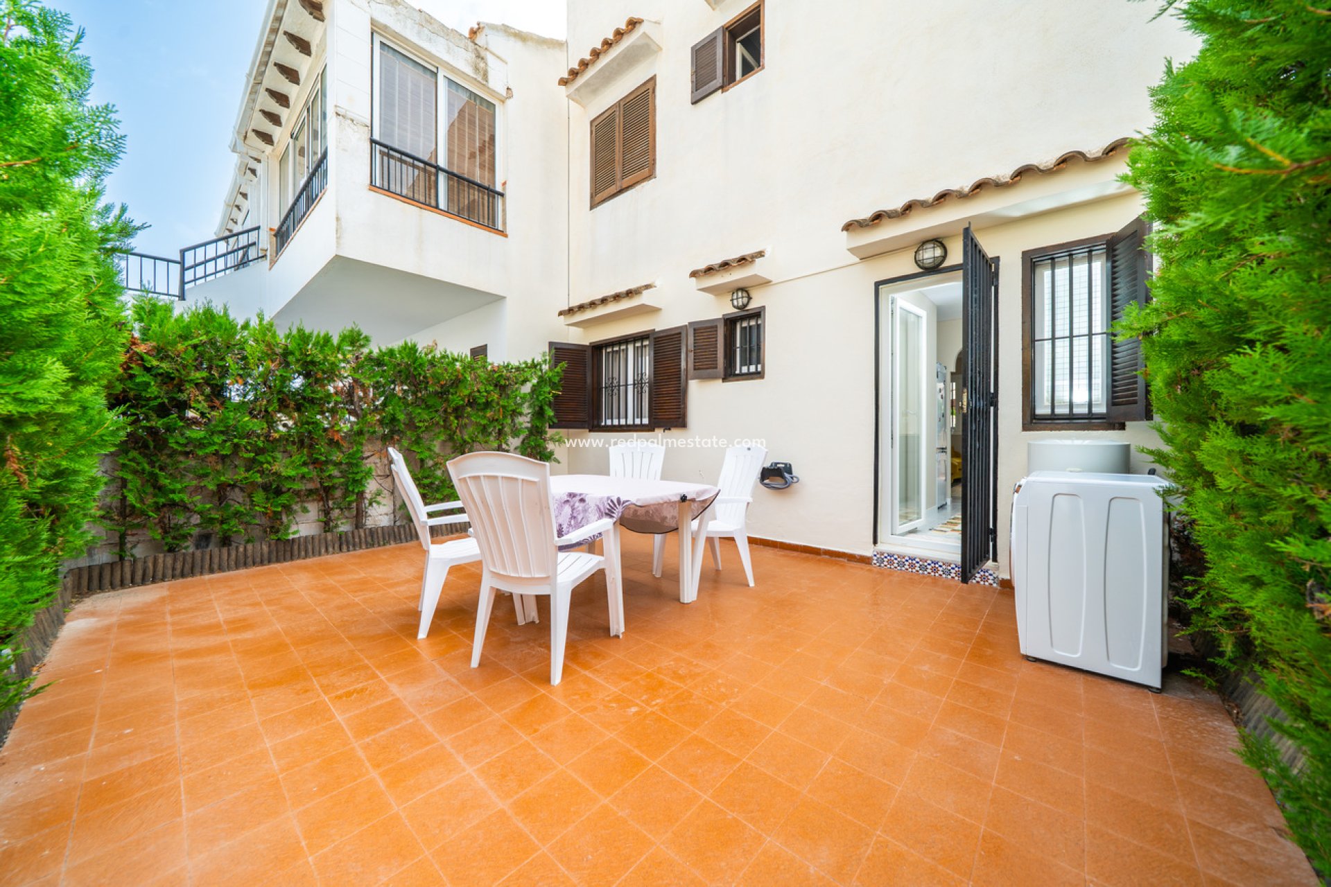 Återförsäljning - Bungalow -
Torrevieja - La Mata