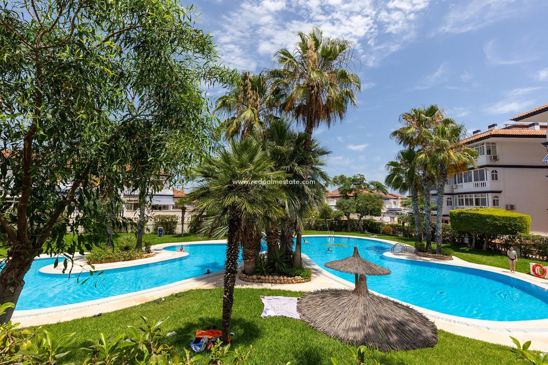 Återförsäljning - Bungalow -
Torrevieja - La Mata