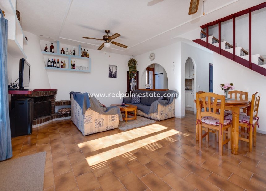 Återförsäljning - Bungalow -
Torrevieja - La Mata