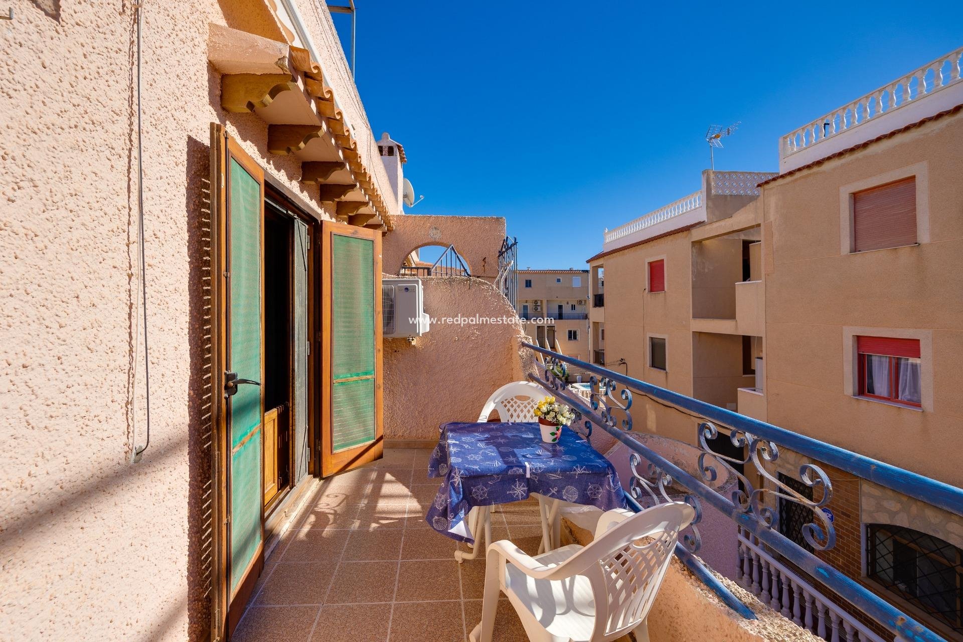 Återförsäljning - Bungalow -
Torrevieja - La Mata