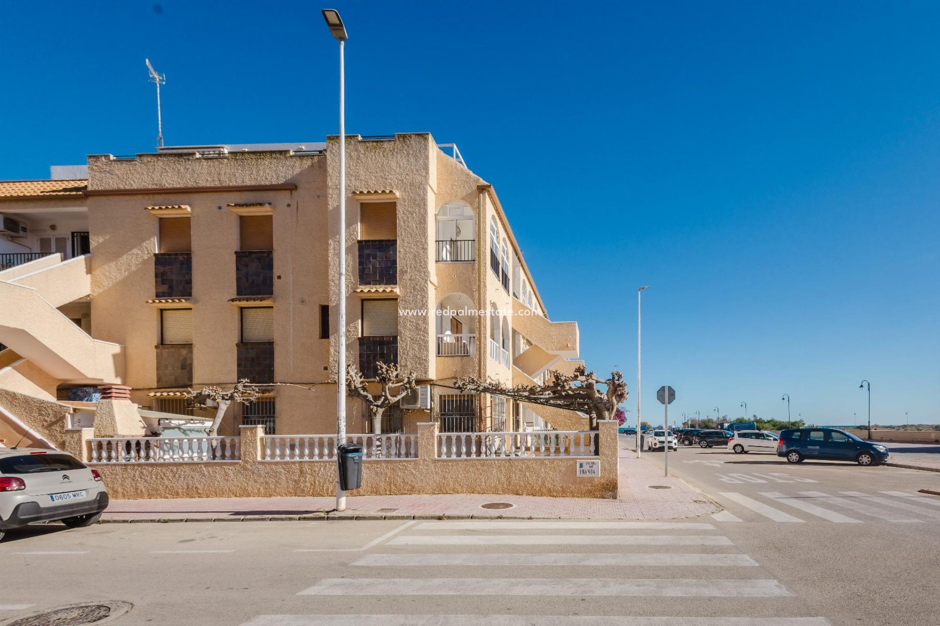 Återförsäljning - Bungalow -
Torrevieja - La Mata