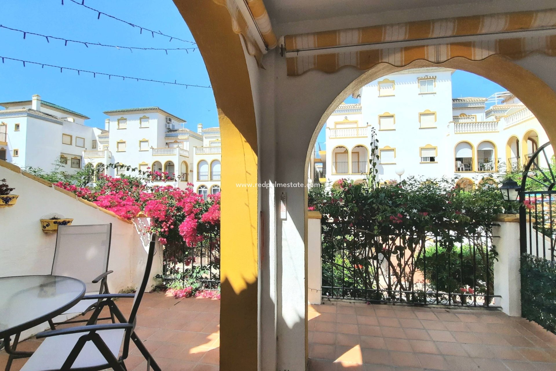 Återförsäljning - Bungalow -
Torrevieja - La Mata