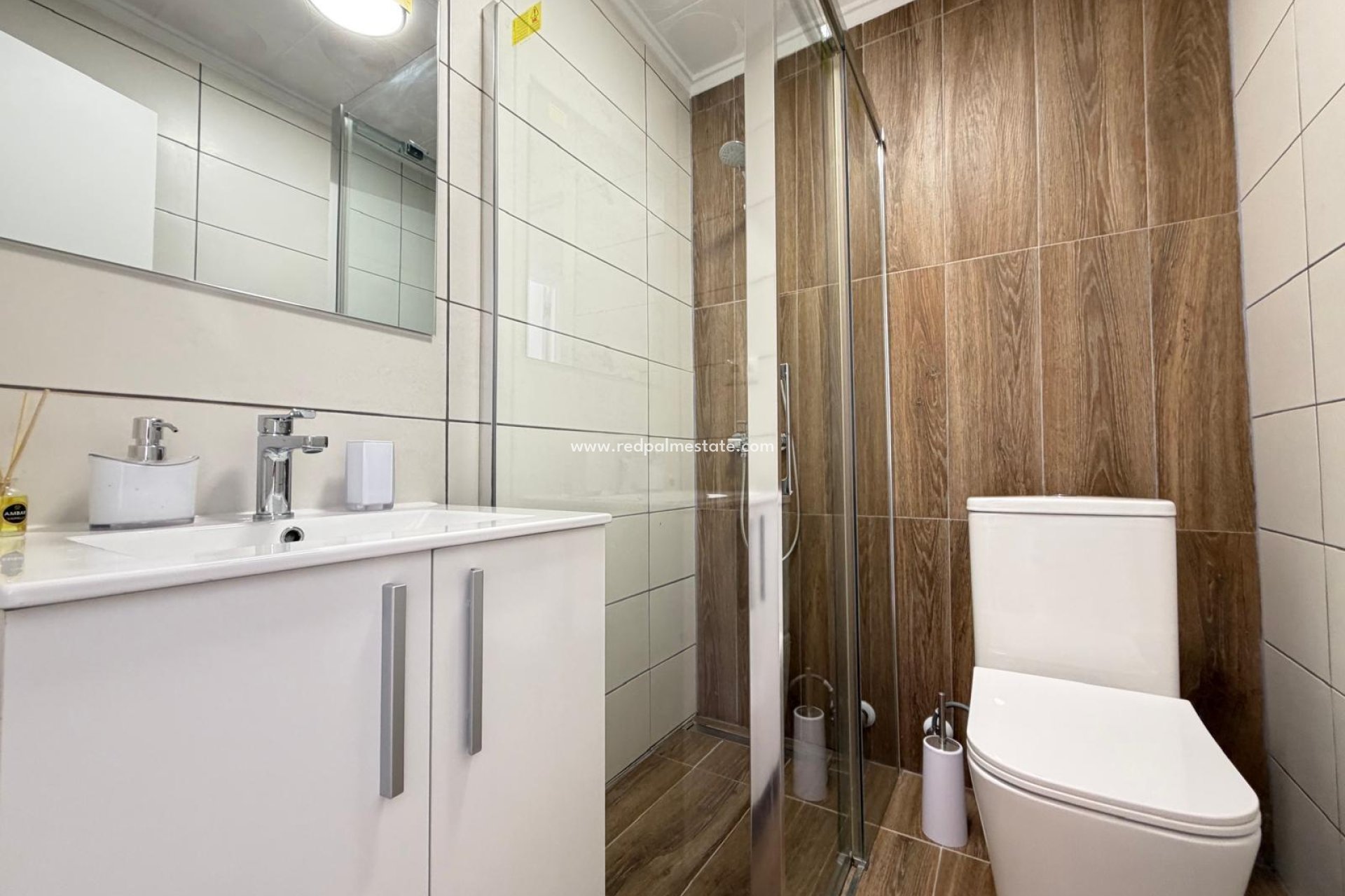 Återförsäljning - Bungalow -
Torrevieja - La Siesta - El Salado -  Torreta