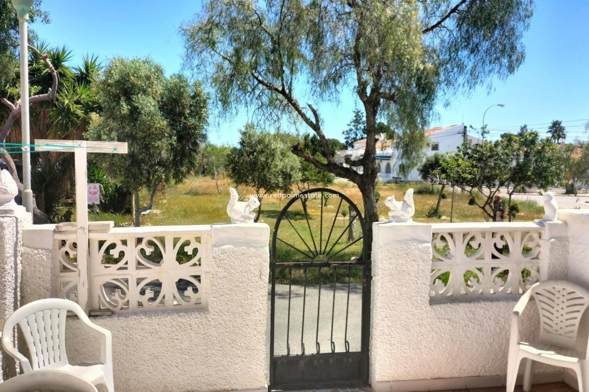 Återförsäljning - Bungalow -
Torrevieja - La Siesta - El Salado - Torreta