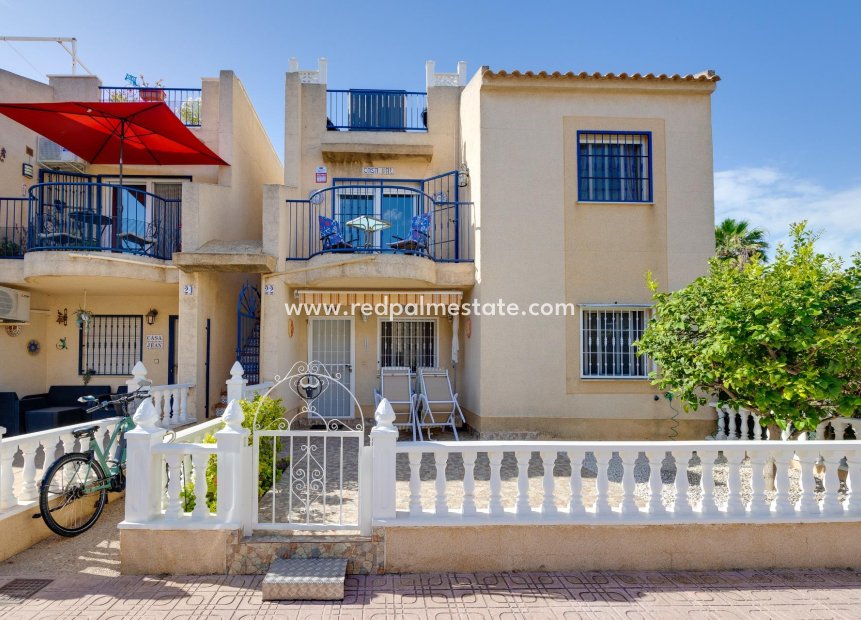 Återförsäljning - Bungalow -
Torrevieja - La Siesta - El Salado - Torreta