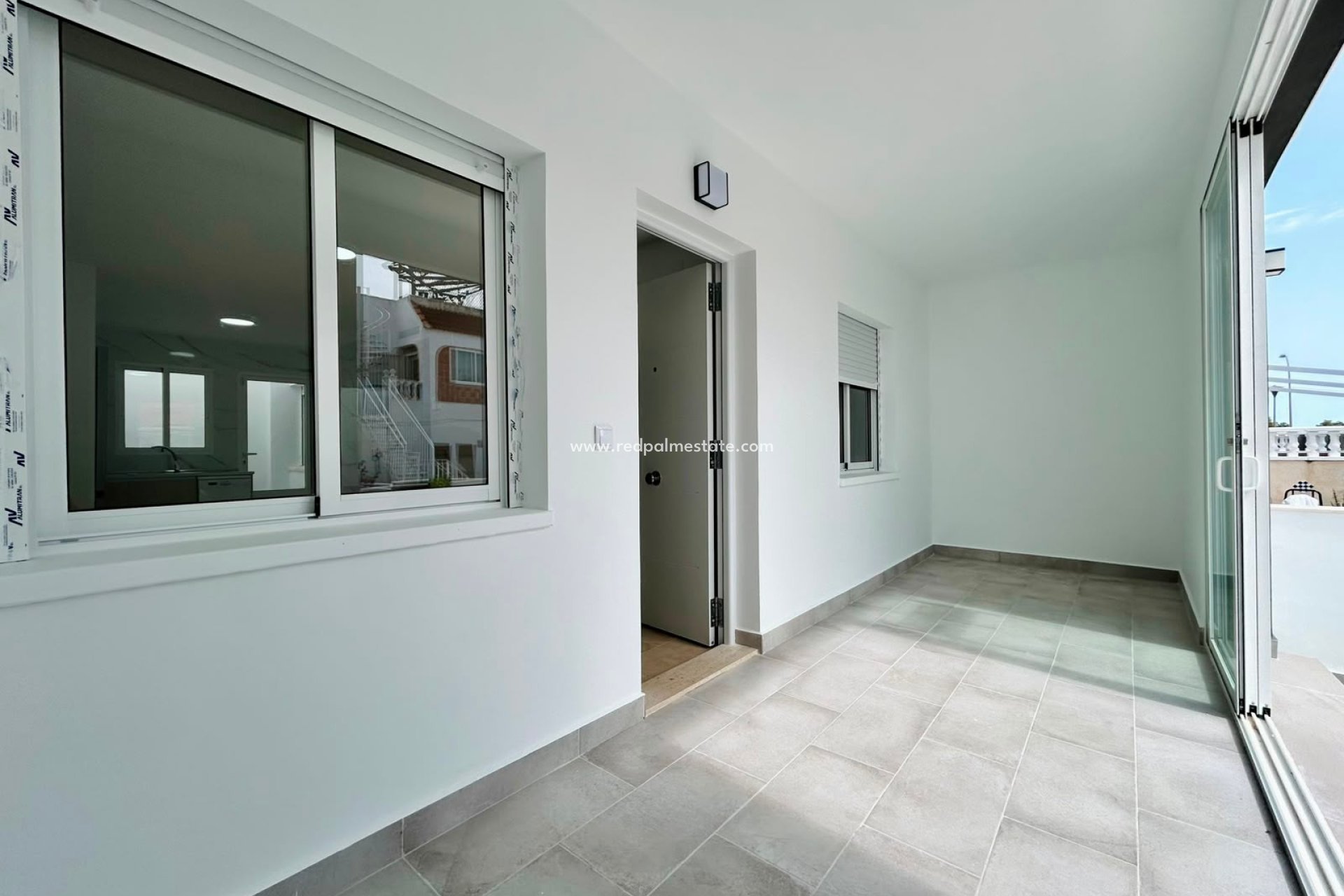 Återförsäljning - Bungalow -
Torrevieja - La Siesta - El Salado - Torreta