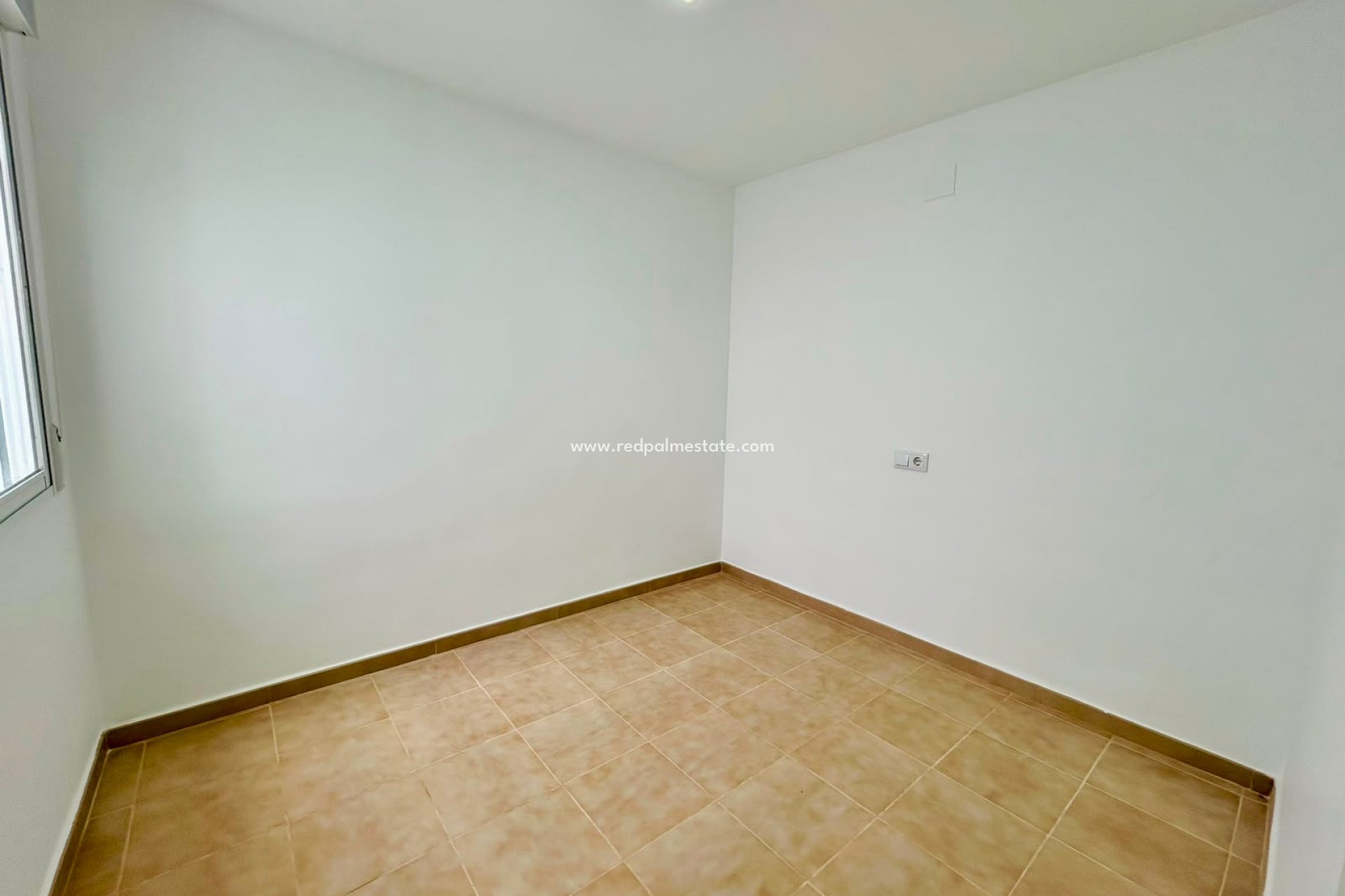 Återförsäljning - Bungalow -
Torrevieja - La Siesta - El Salado - Torreta