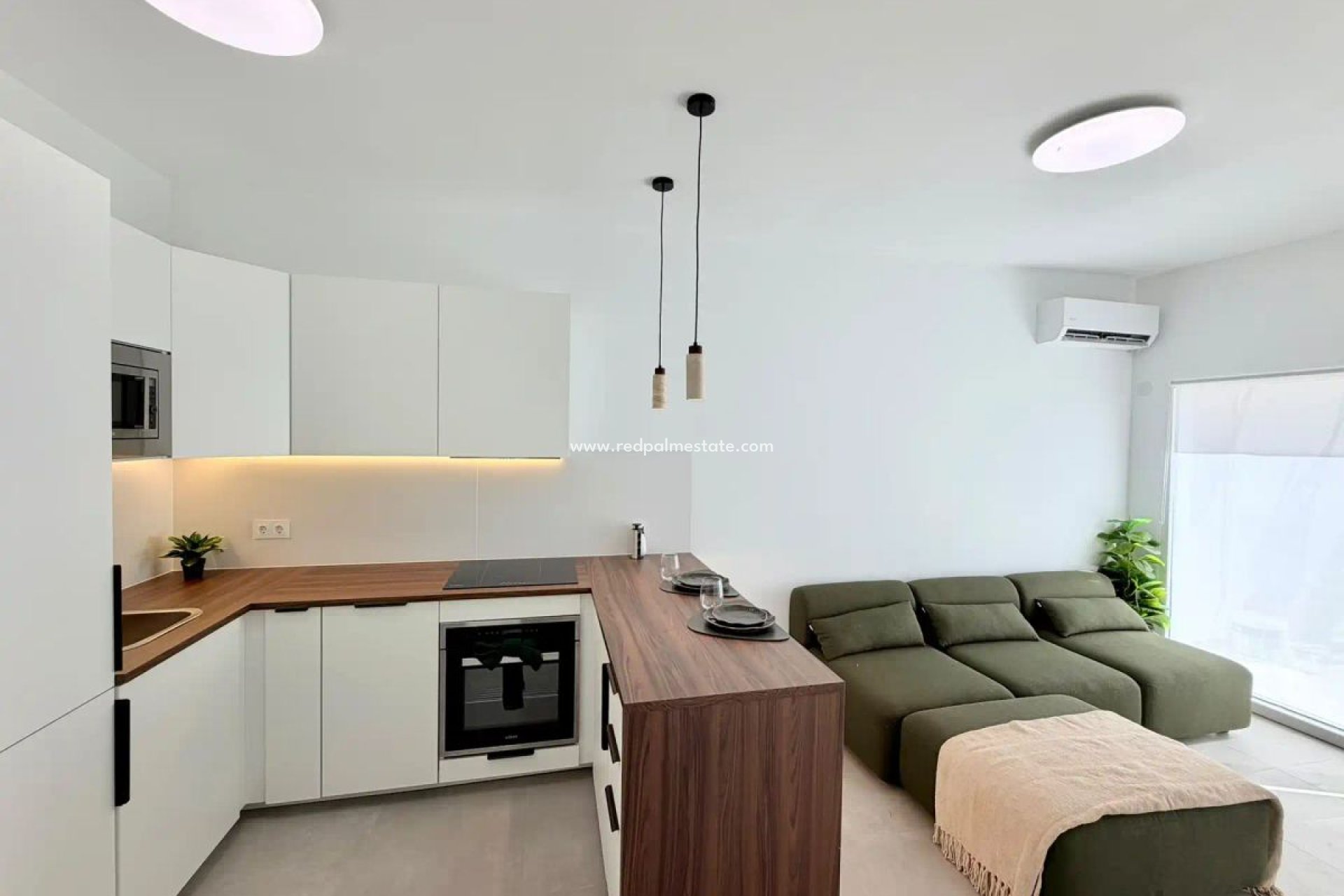 Återförsäljning - Bungalow -
Torrevieja - La Siesta - El Salado - Torreta