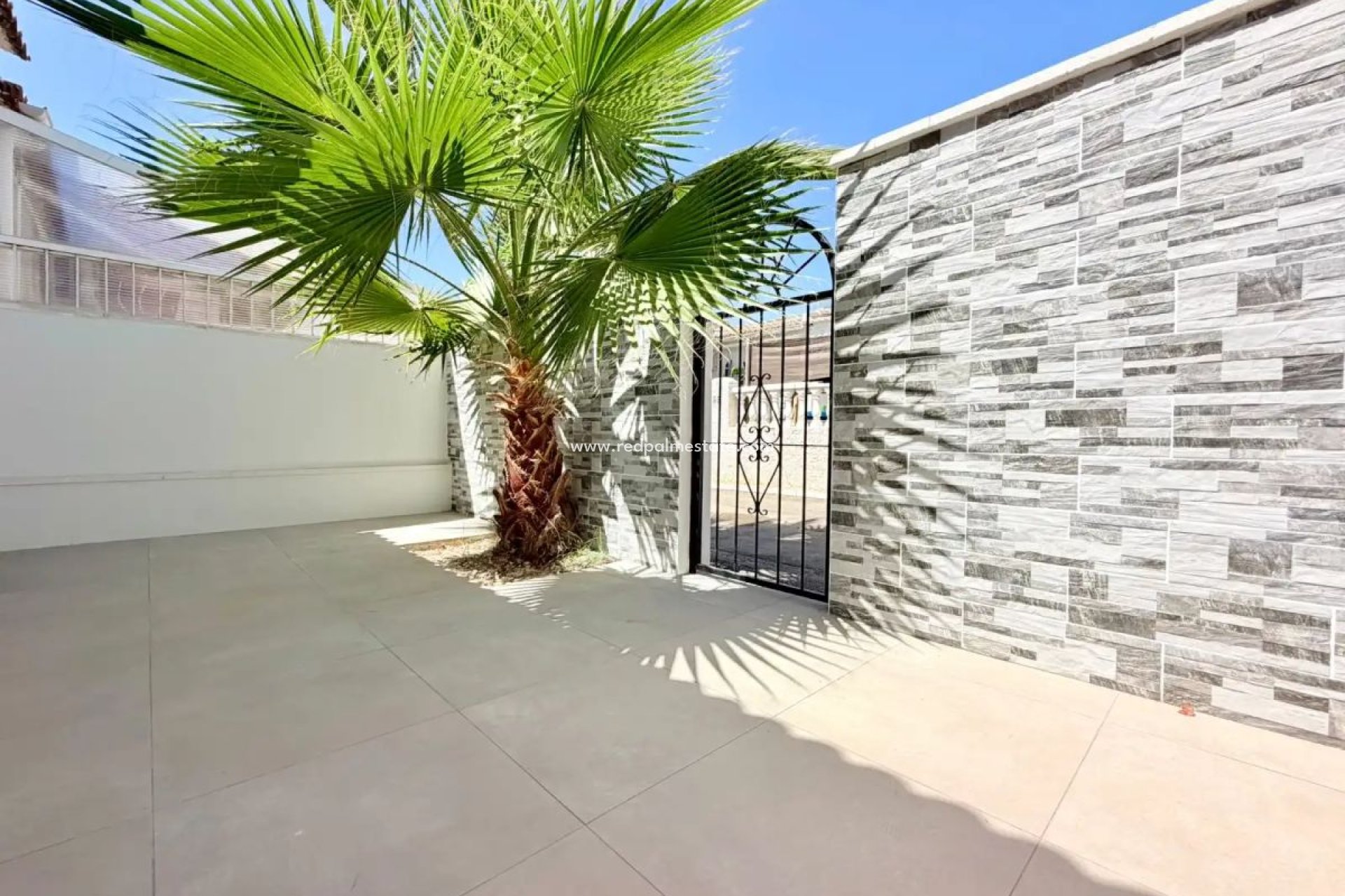 Återförsäljning - Bungalow -
Torrevieja - La Siesta - El Salado - Torreta