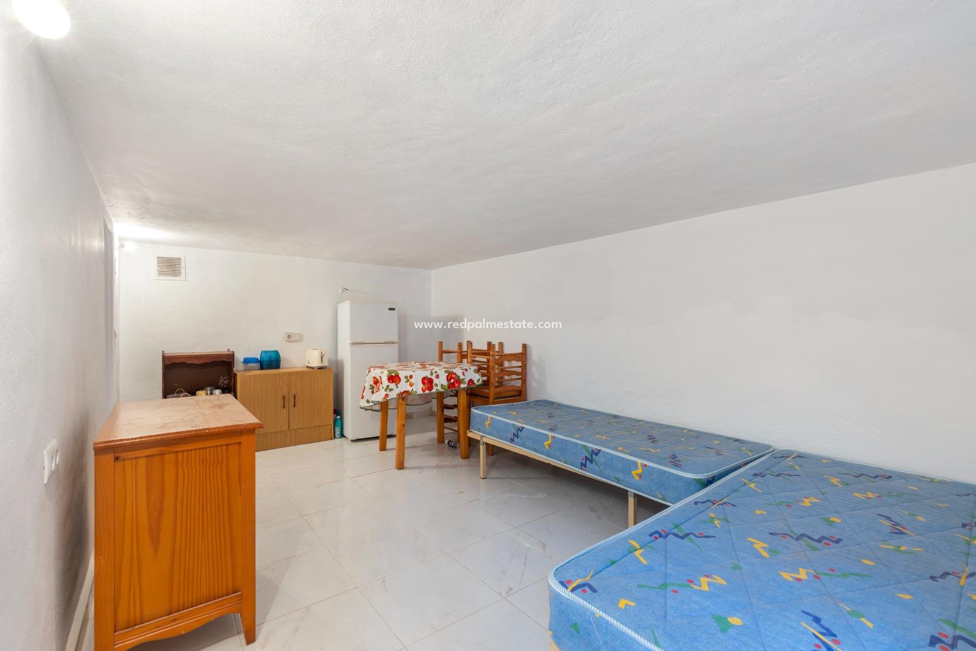 Återförsäljning - Bungalow -
Torrevieja - La Siesta - El Salado -  Torreta