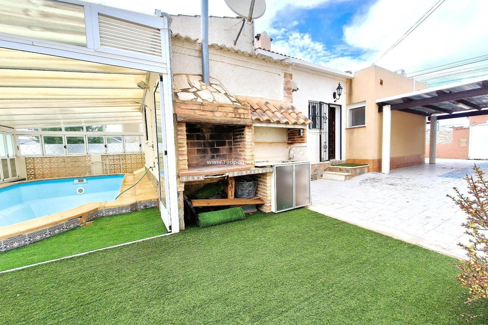 Återförsäljning - Bungalow -
Torrevieja - La Siesta - El Salado -  Torreta