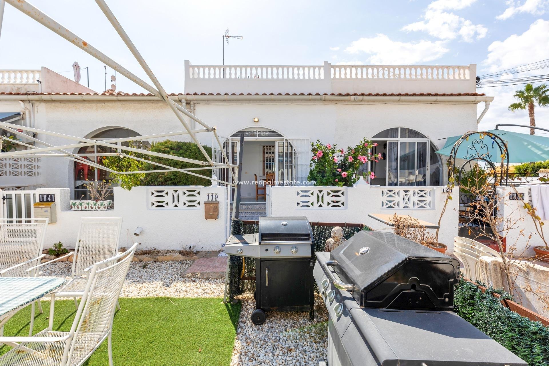 Återförsäljning - Bungalow -
Torrevieja - La Siesta - El Salado -  Torreta