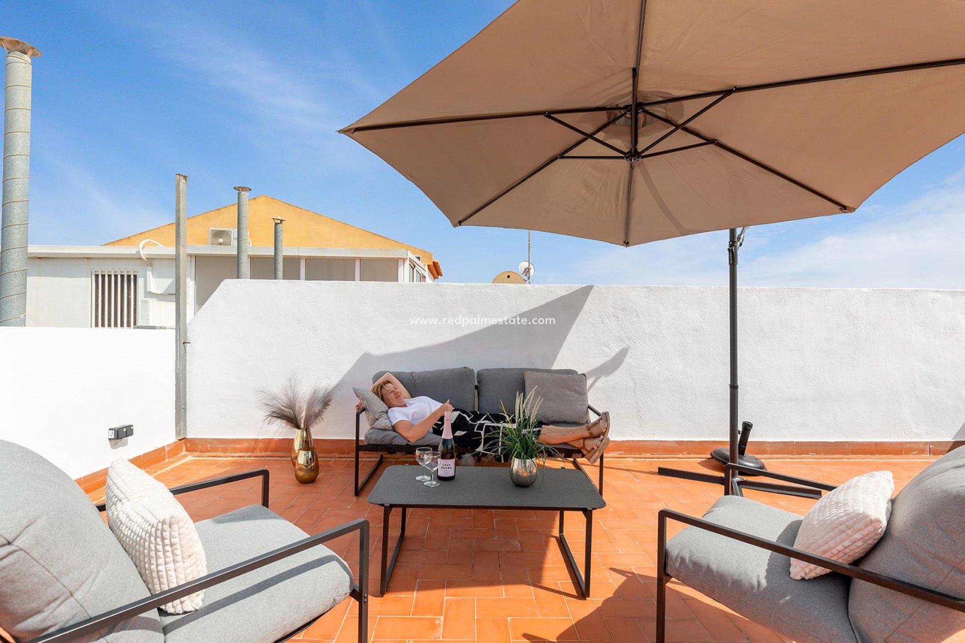 Återförsäljning - Bungalow -
Torrevieja - La Siesta - El Salado -  Torreta