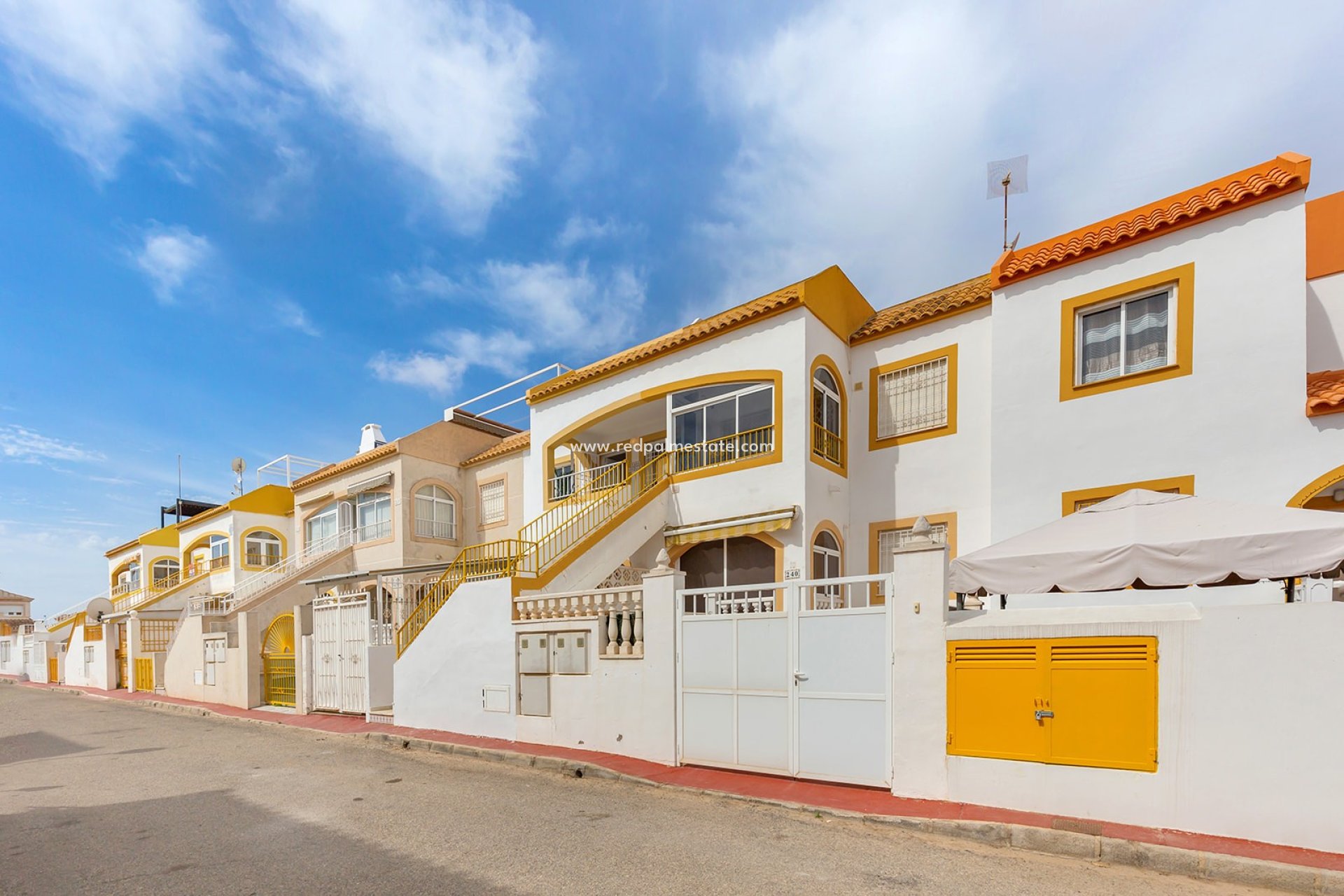 Återförsäljning - Bungalow -
Torrevieja - La Siesta - El Salado -  Torreta