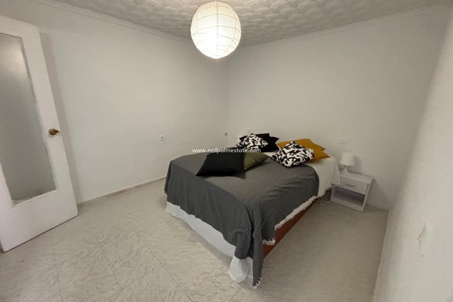 Återförsäljning - Bungalow -
Torrevieja - La Siesta - El Salado -  Torreta