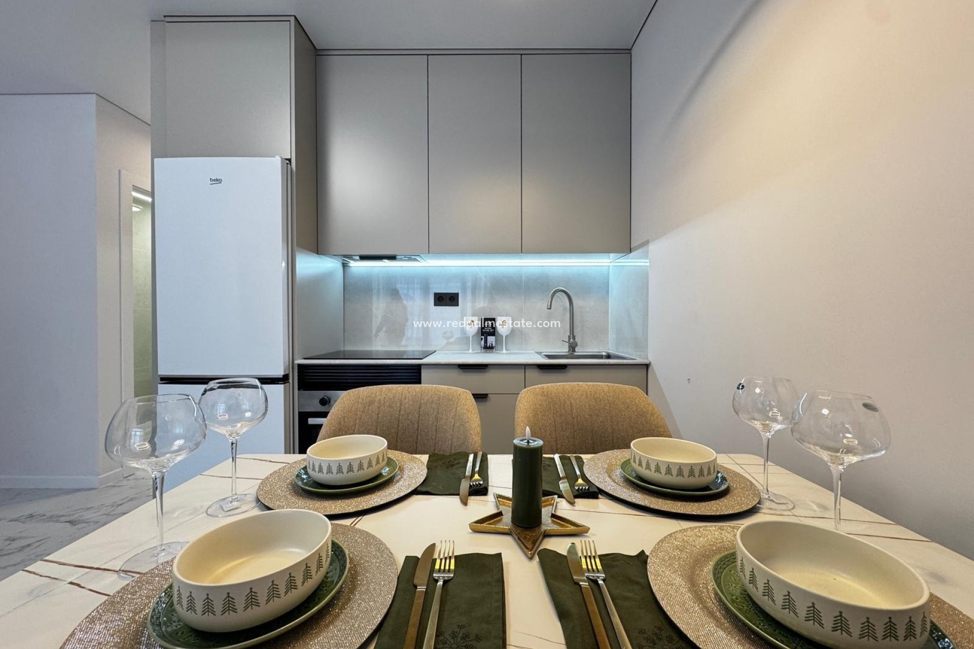 Återförsäljning - Bungalow -
Torrevieja - La Siesta - El Salado -  Torreta