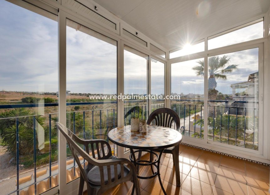 Återförsäljning - Bungalow -
Torrevieja - La Siesta - El Salado - Torreta