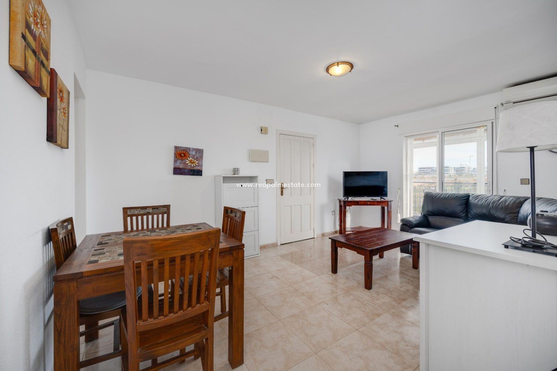 Återförsäljning - Bungalow -
Torrevieja - La Siesta - El Salado - Torreta