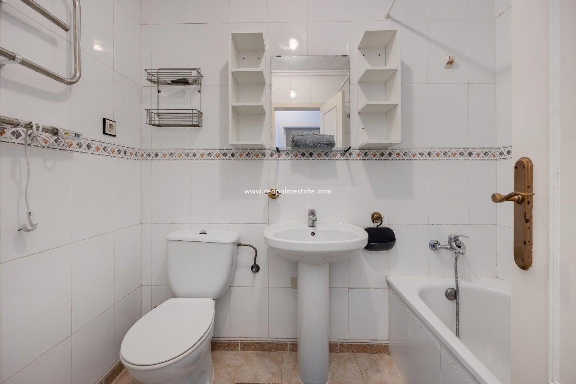 Återförsäljning - Bungalow -
Torrevieja - La Siesta - El Salado - Torreta