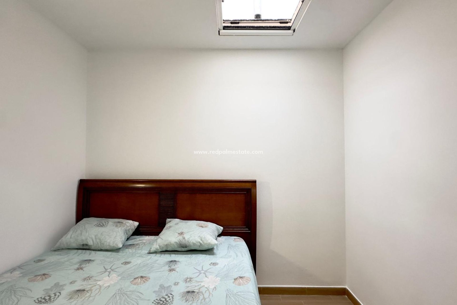 Återförsäljning - Bungalow -
Torrevieja - La Siesta - El Salado -  Torreta