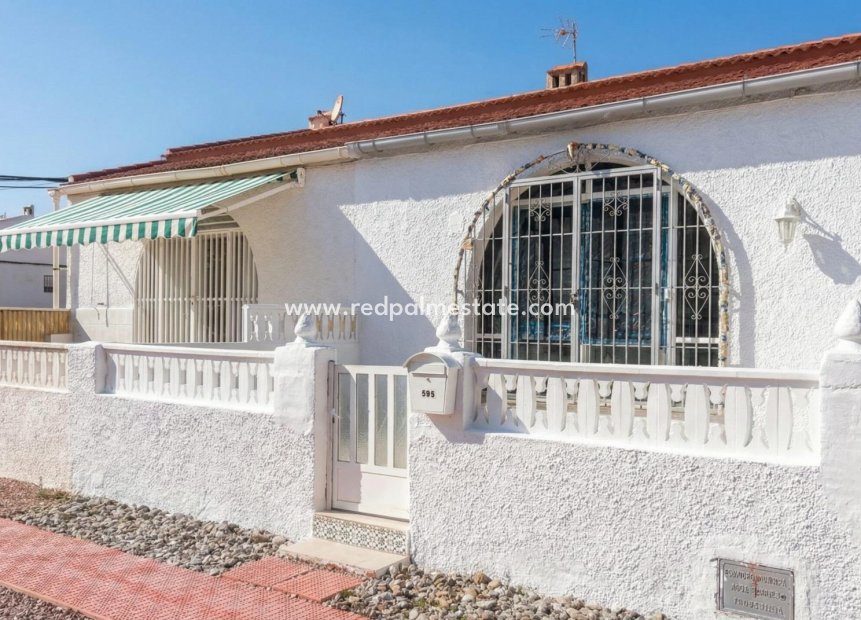 Återförsäljning - Bungalow -
Torrevieja - La Siesta - El Salado - Torreta