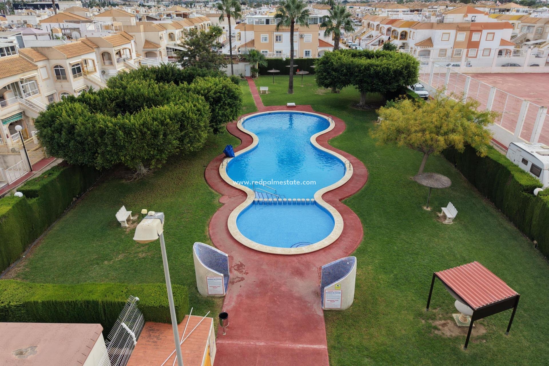 Återförsäljning - Bungalow -
Torrevieja - La Siesta - El Salado -  Torreta