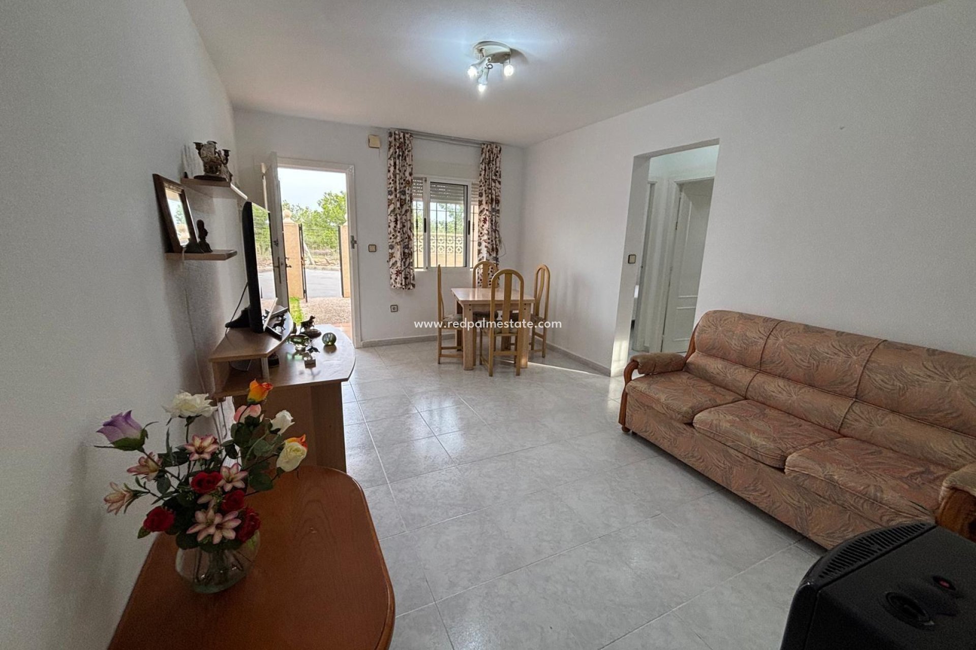 Återförsäljning - Bungalow -
Torrevieja - La Siesta - El Salado - Torreta