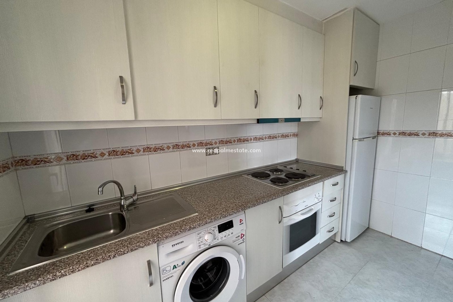 Återförsäljning - Bungalow -
Torrevieja - La Siesta - El Salado - Torreta