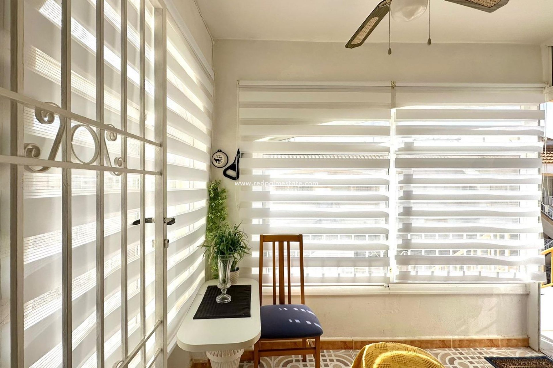 Återförsäljning - Bungalow -
Torrevieja - La Siesta - El Salado -  Torreta