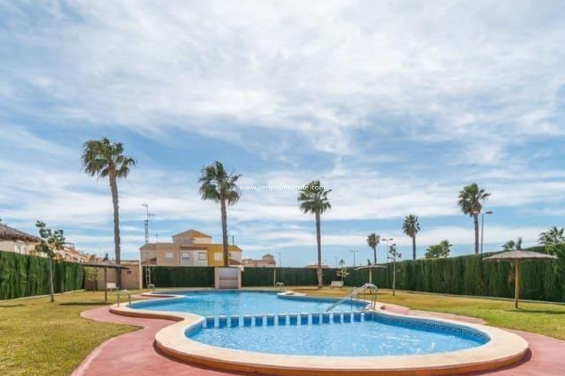 Återförsäljning - Bungalow -
Torrevieja - La Siesta - El Salado -  Torreta