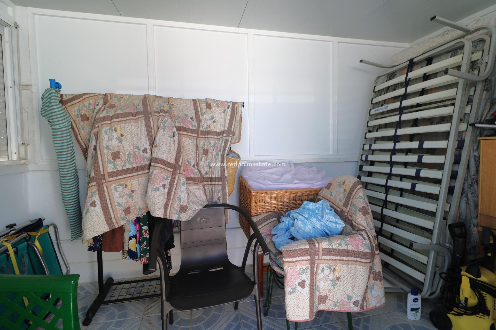 Återförsäljning - Bungalow -
Torrevieja - La Siesta - El Salado -  Torreta