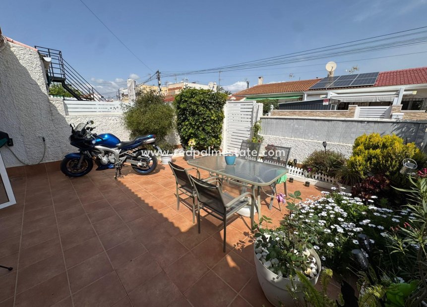 Återförsäljning - Bungalow -
Torrevieja - La Siesta - El Salado - Torreta