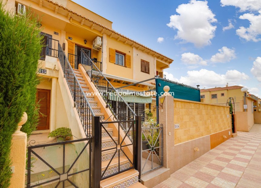 Återförsäljning - Bungalow -
Torrevieja - La Siesta - El Salado - Torreta