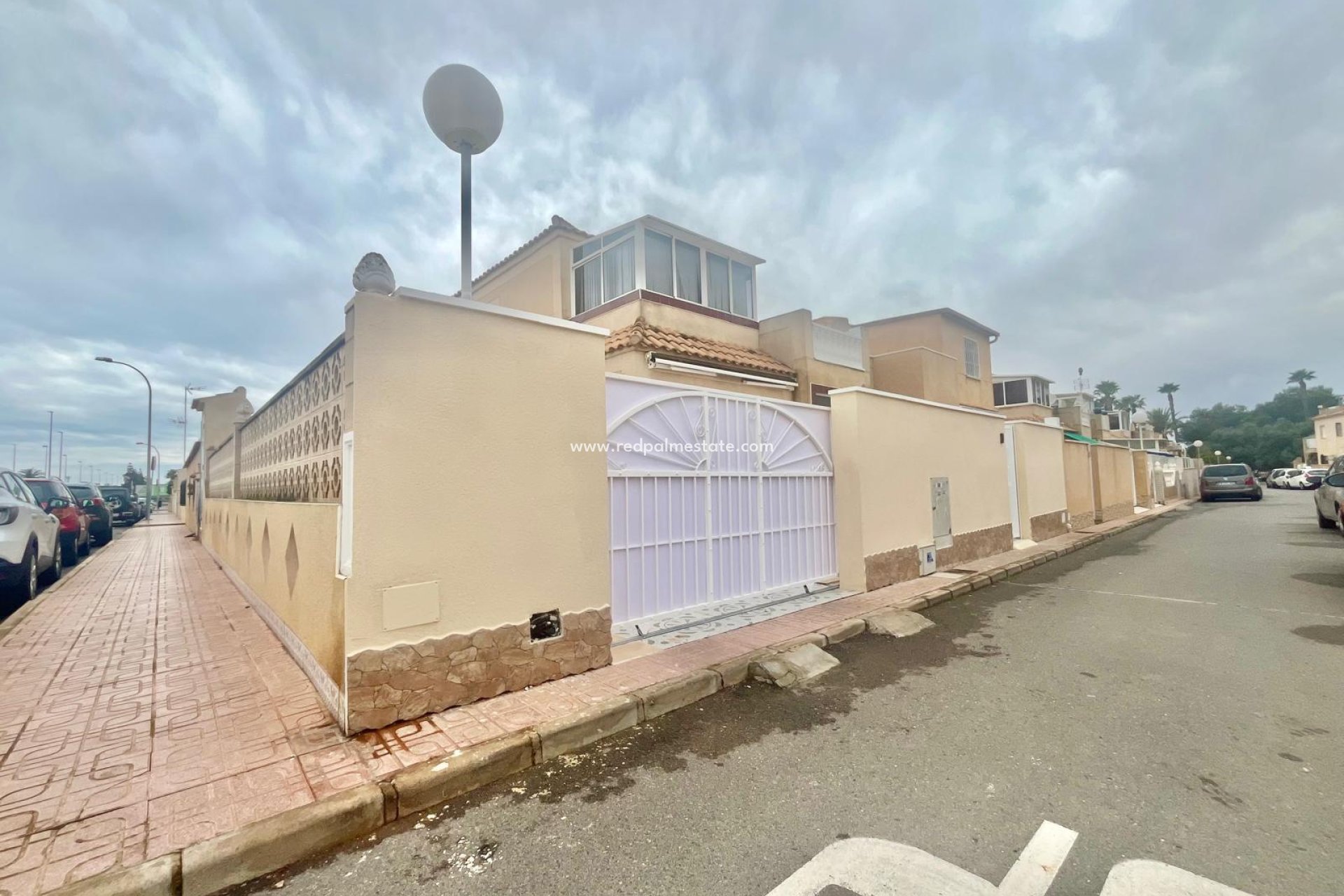 Återförsäljning - Bungalow -
Torrevieja - La Siesta - El Salado -  Torreta