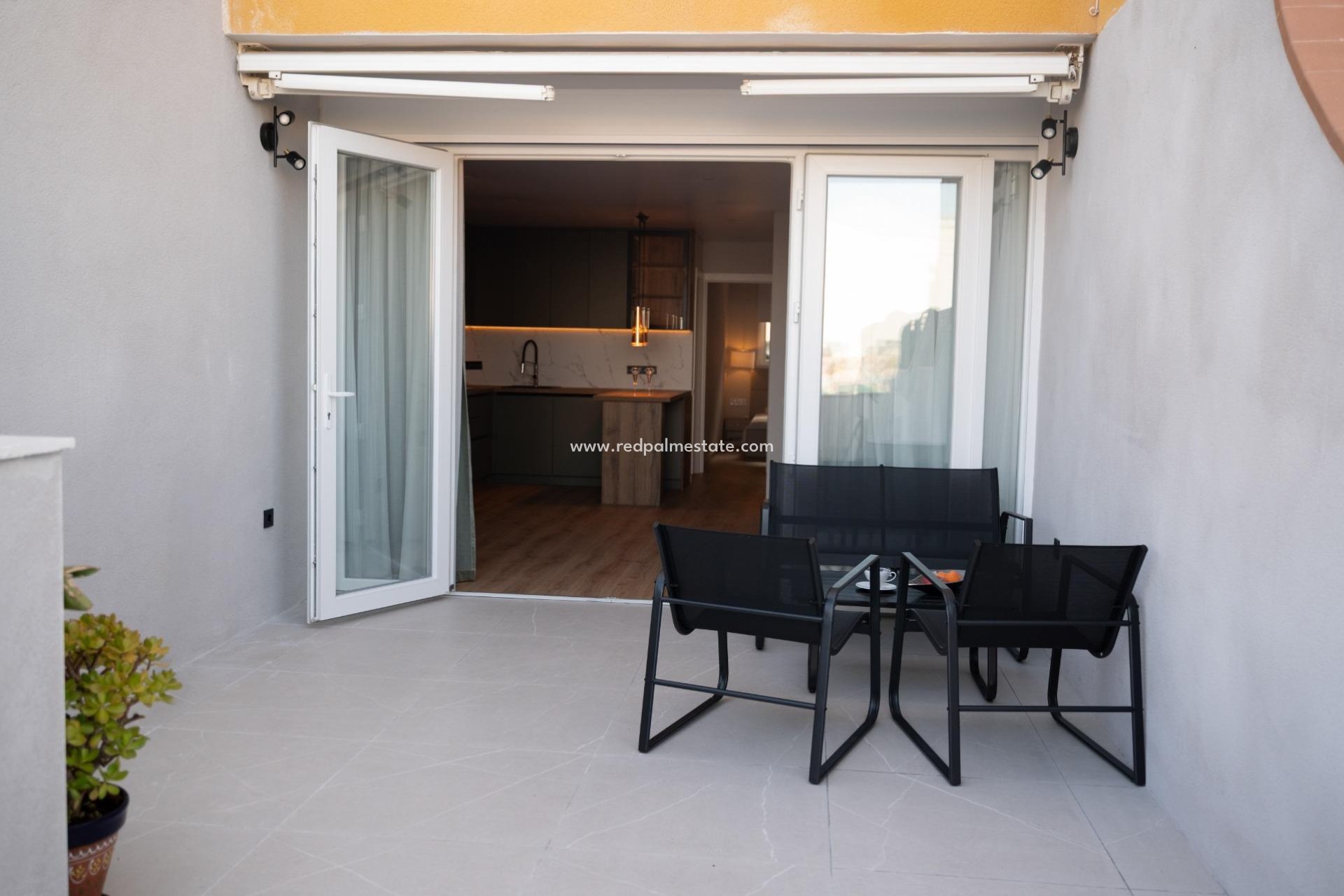 Återförsäljning - Bungalow -
Torrevieja - La Veleta