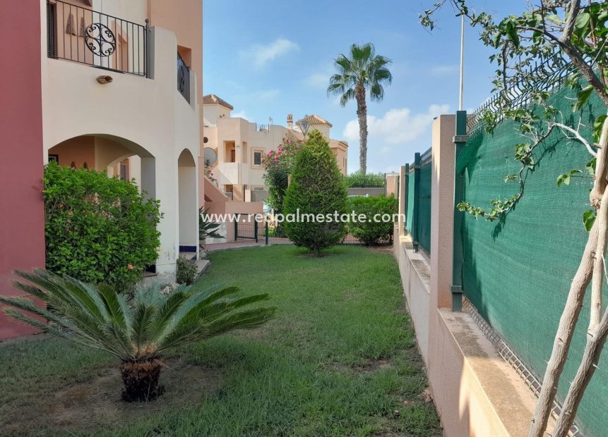 Återförsäljning - Bungalow -
Torrevieja - Los altos