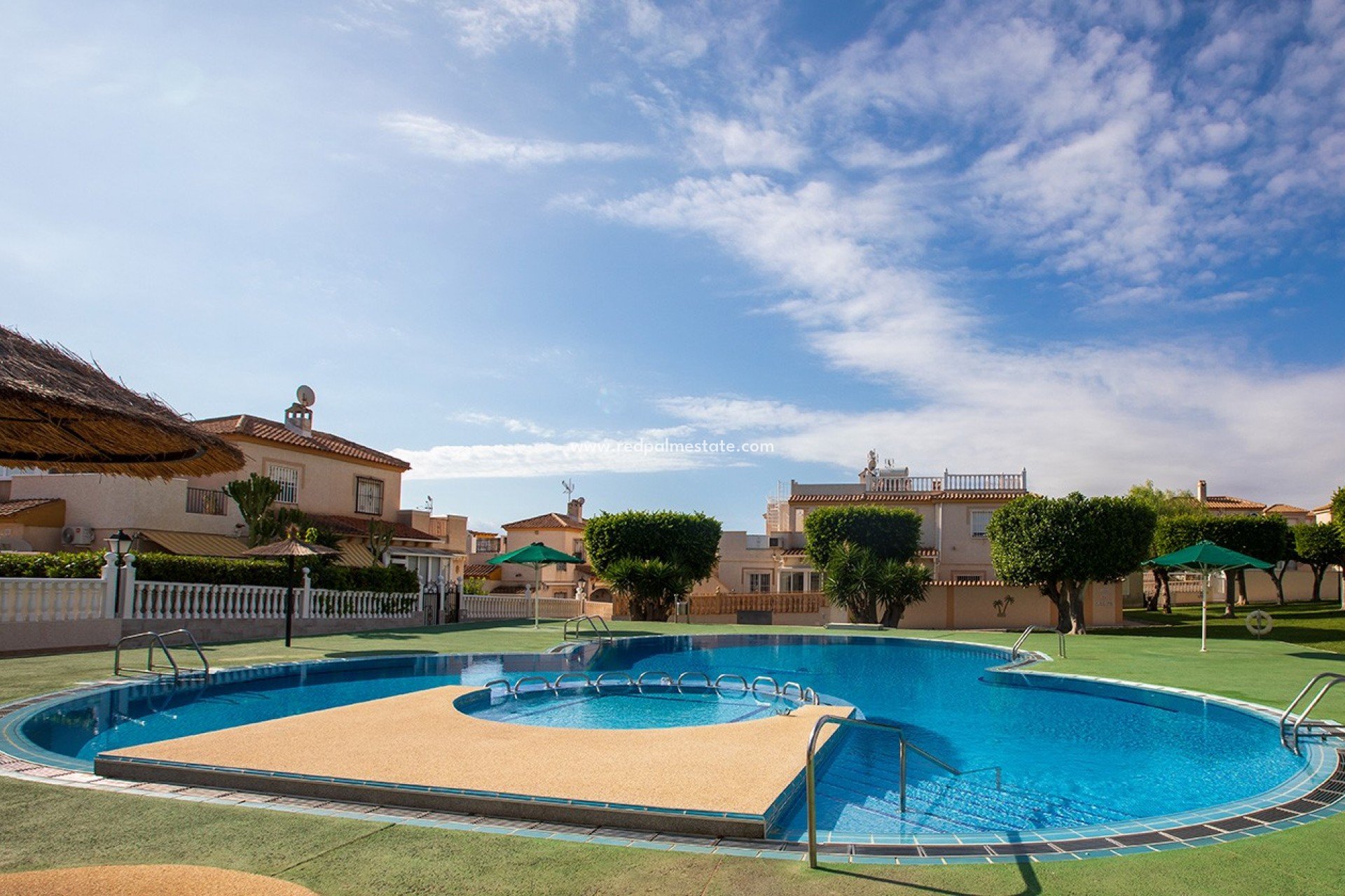 Återförsäljning - Bungalow -
Torrevieja - Los Altos