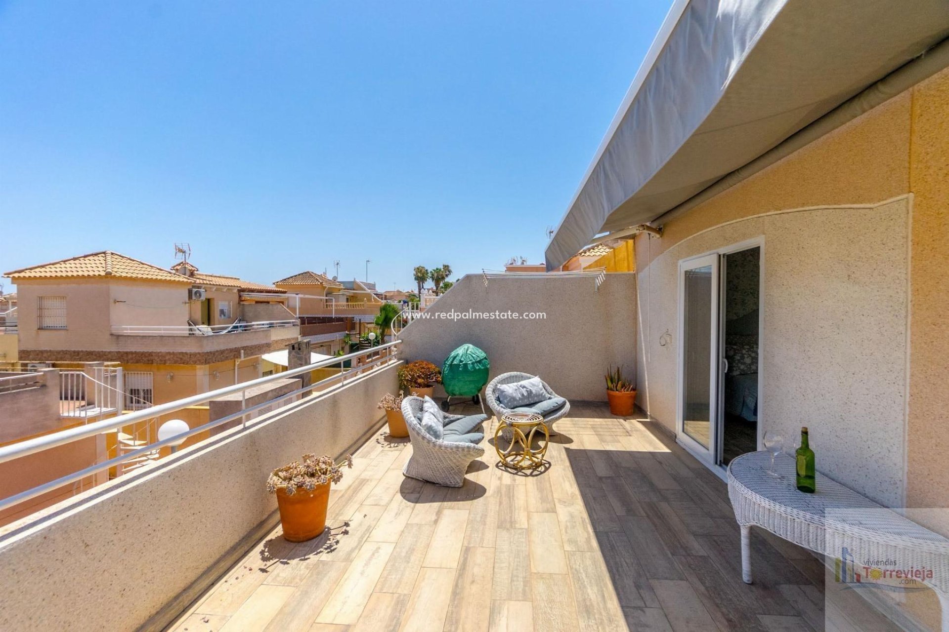 Återförsäljning - Bungalow -
Torrevieja - Los altos