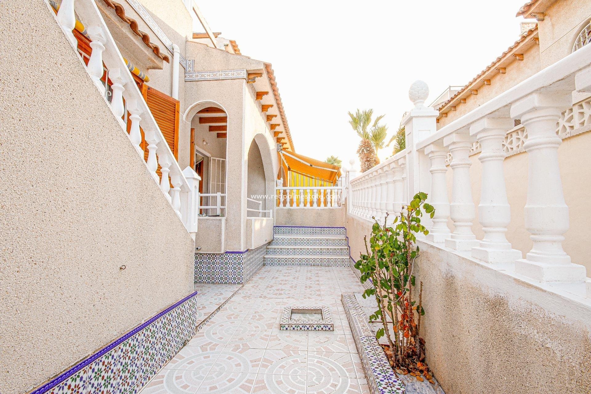 Återförsäljning - Bungalow -
Torrevieja - Los Balcones - Los Altos del Edén