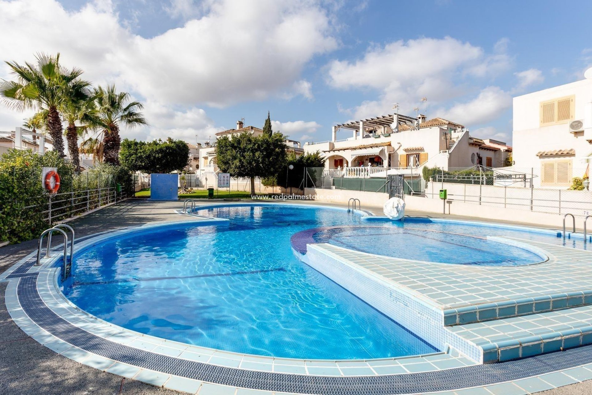 Återförsäljning - Bungalow -
Torrevieja - Los Balcones - Los Altos del Edén