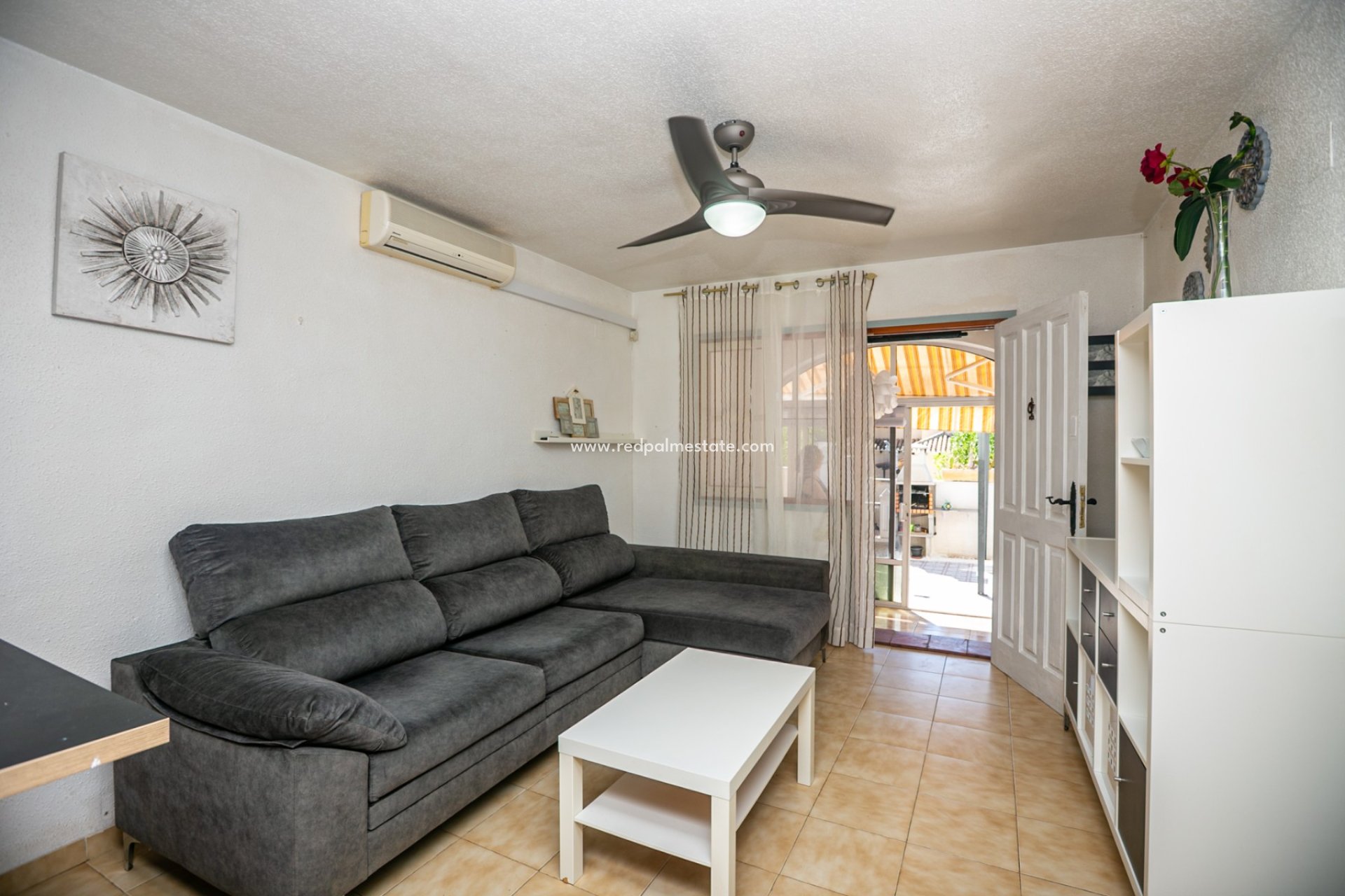 Återförsäljning - Bungalow -
Torrevieja - Los Balcones