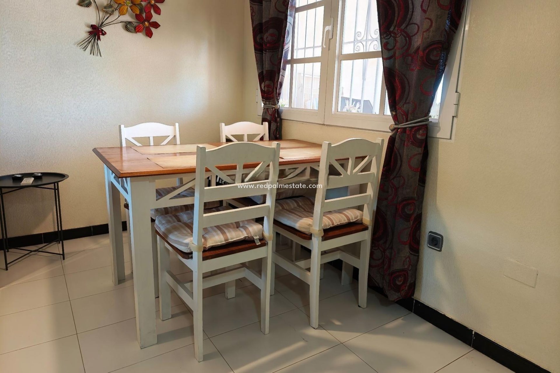 Återförsäljning - Bungalow -
Torrevieja - Los balcones
