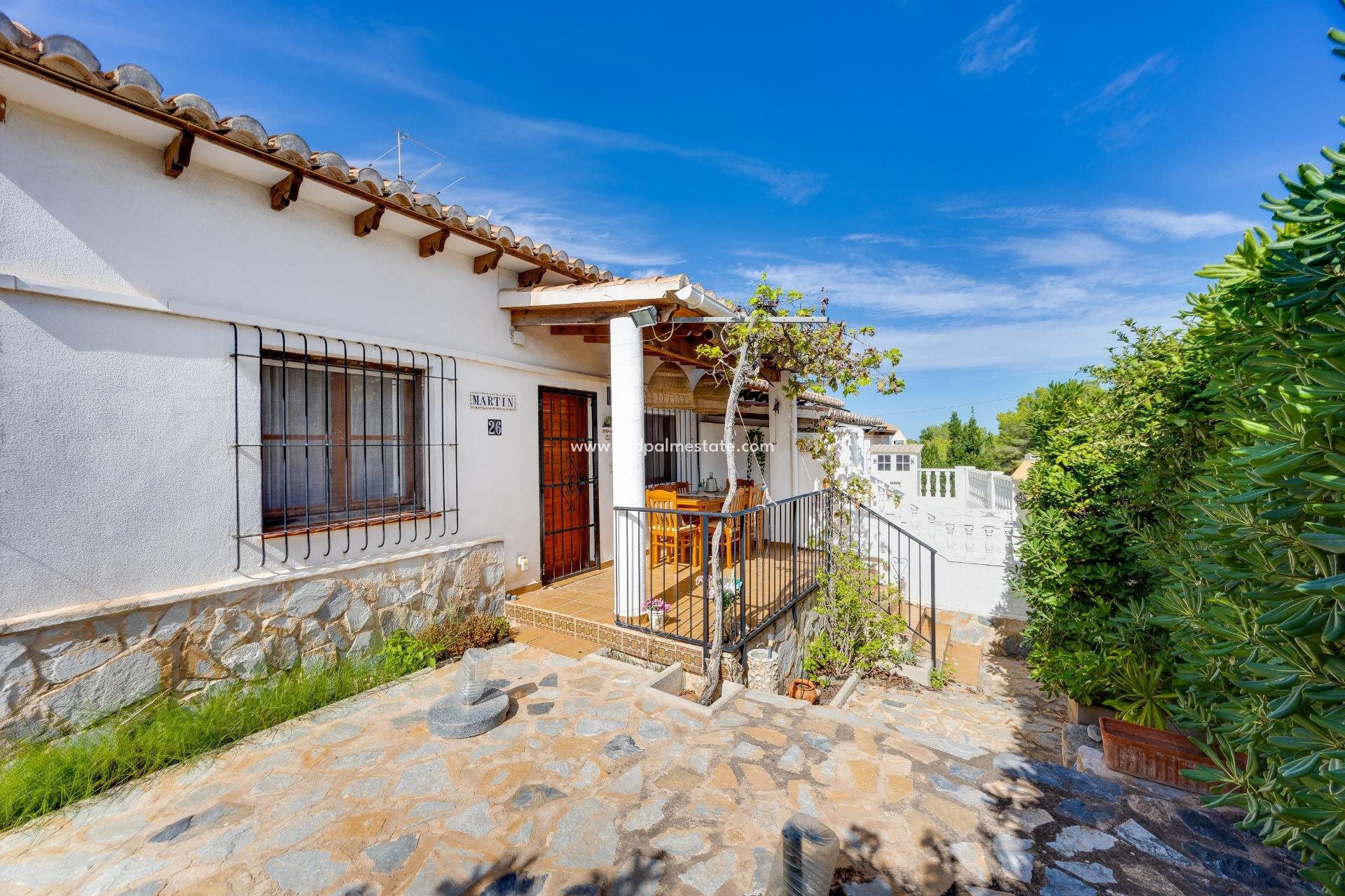 Återförsäljning - Bungalow -
Torrevieja - Los balcones