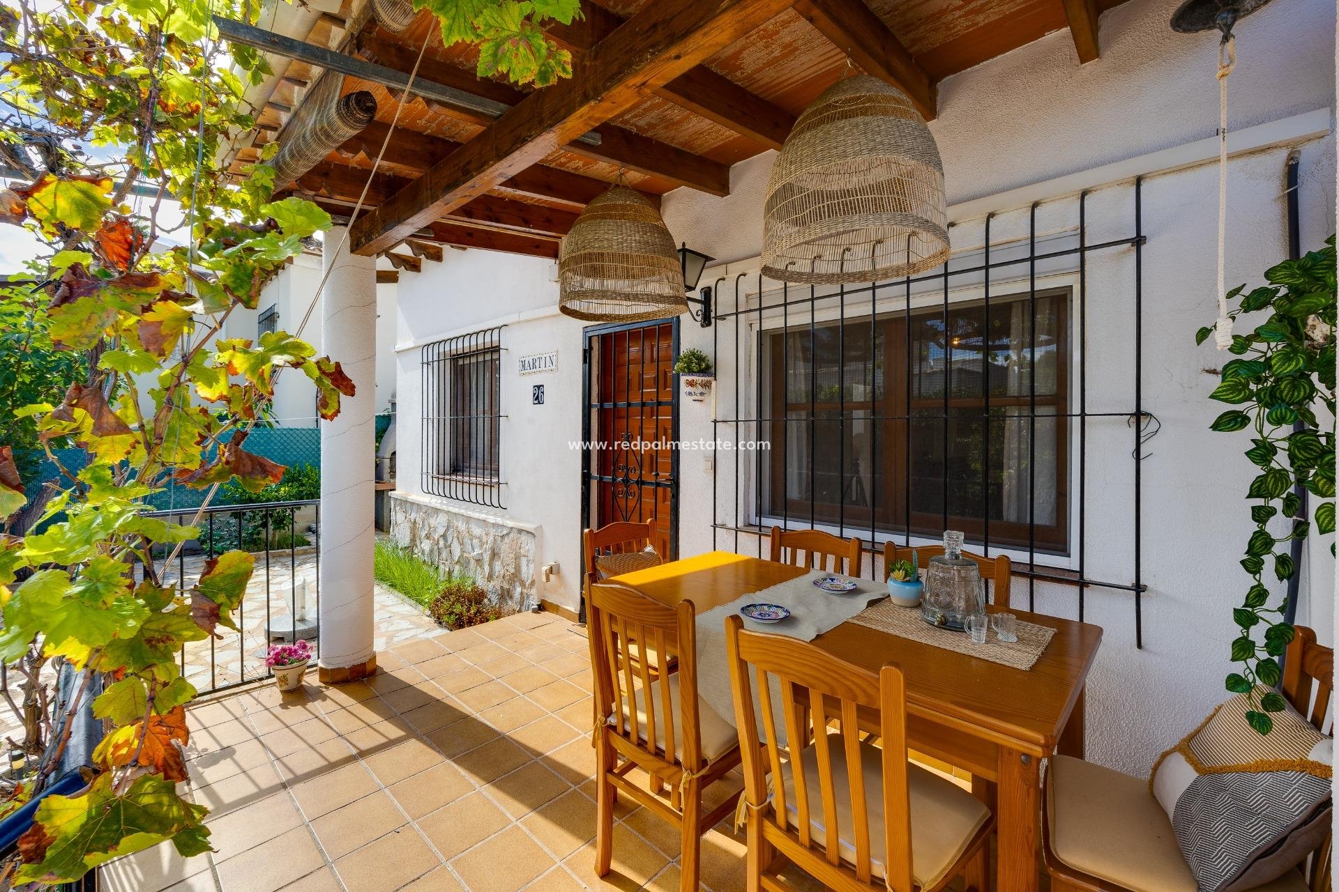 Återförsäljning - Bungalow -
Torrevieja - Los balcones