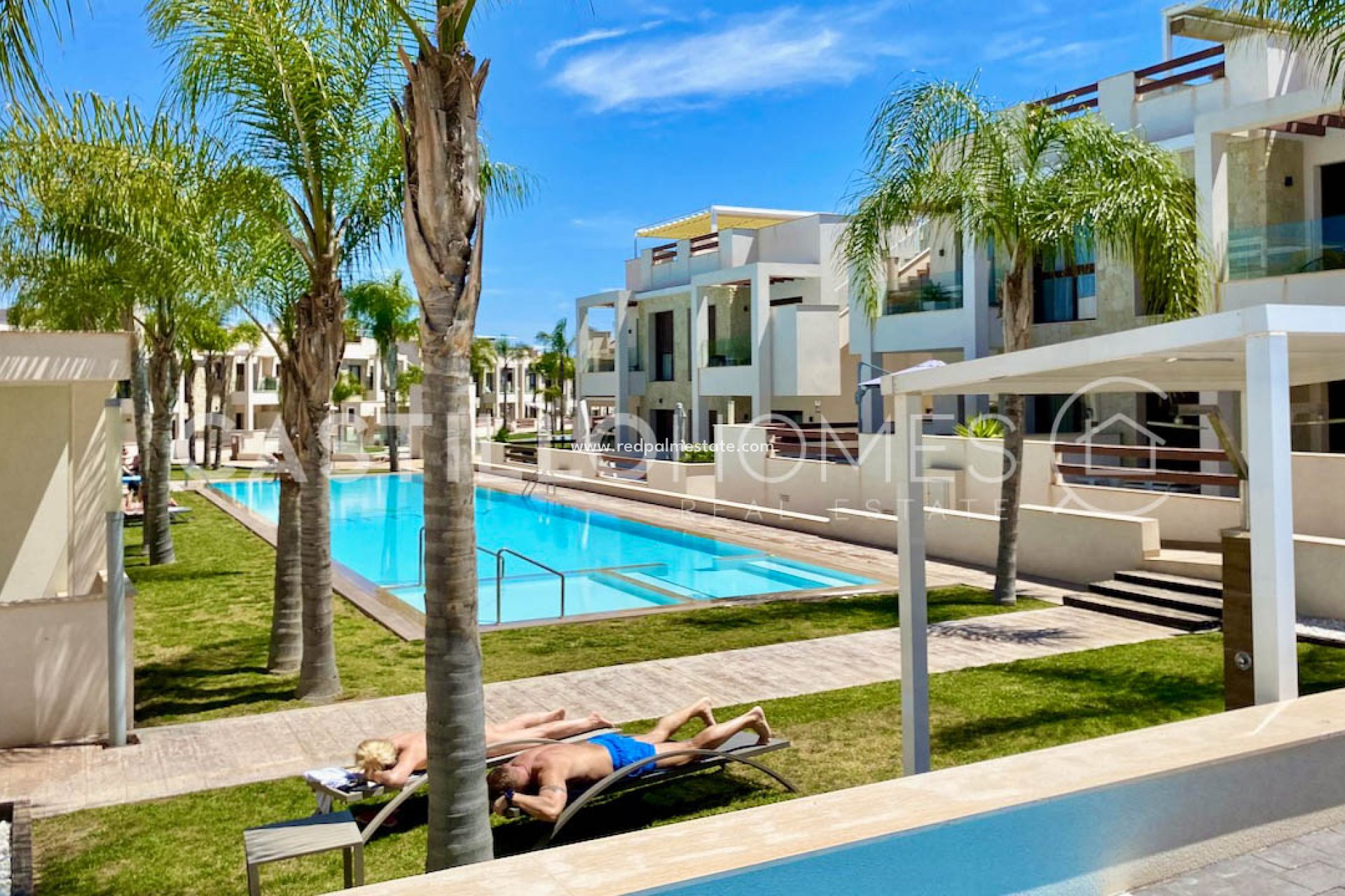 Återförsäljning - Bungalow -
Torrevieja - Los balcones