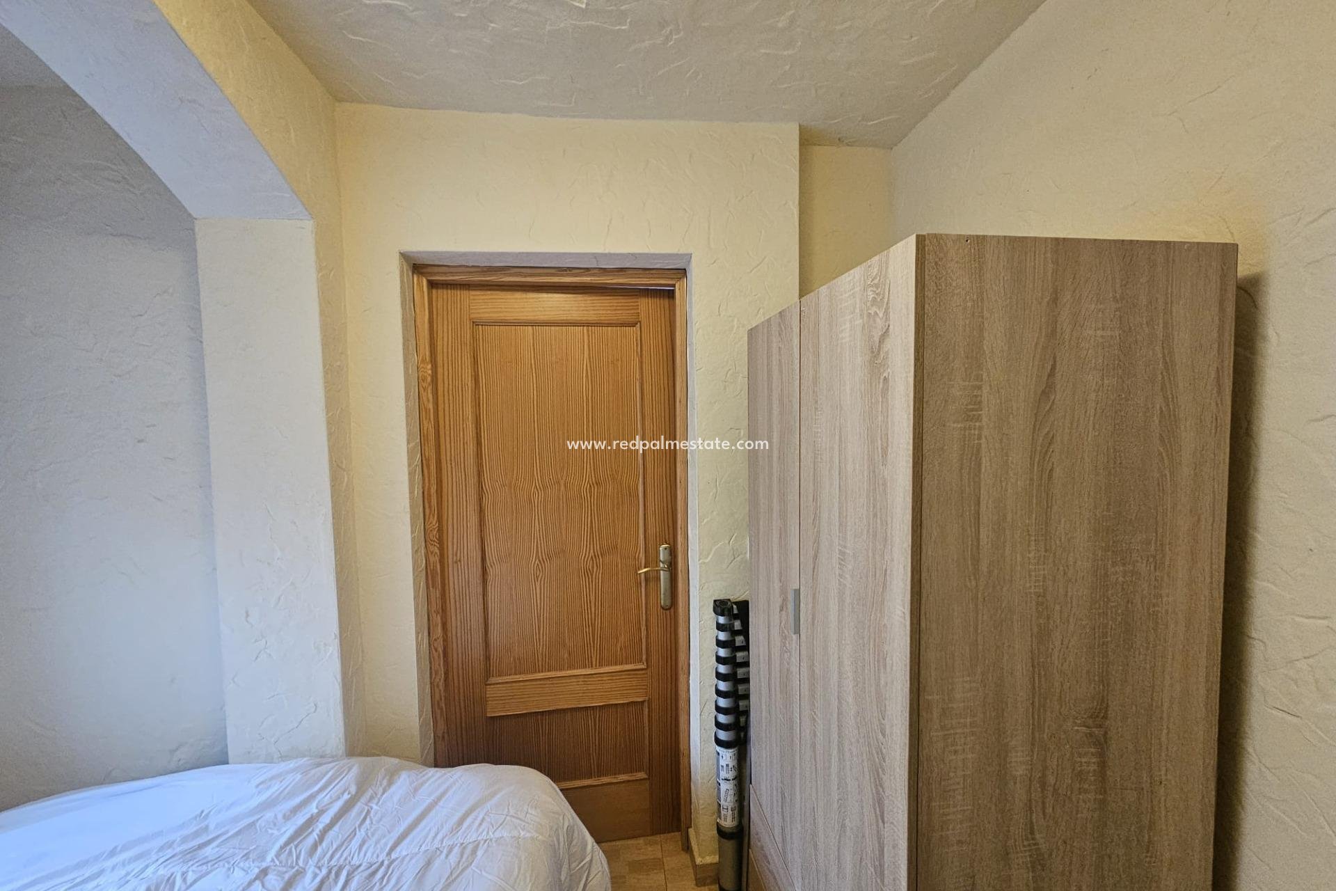 Återförsäljning - Bungalow -
Torrevieja - Los balcones