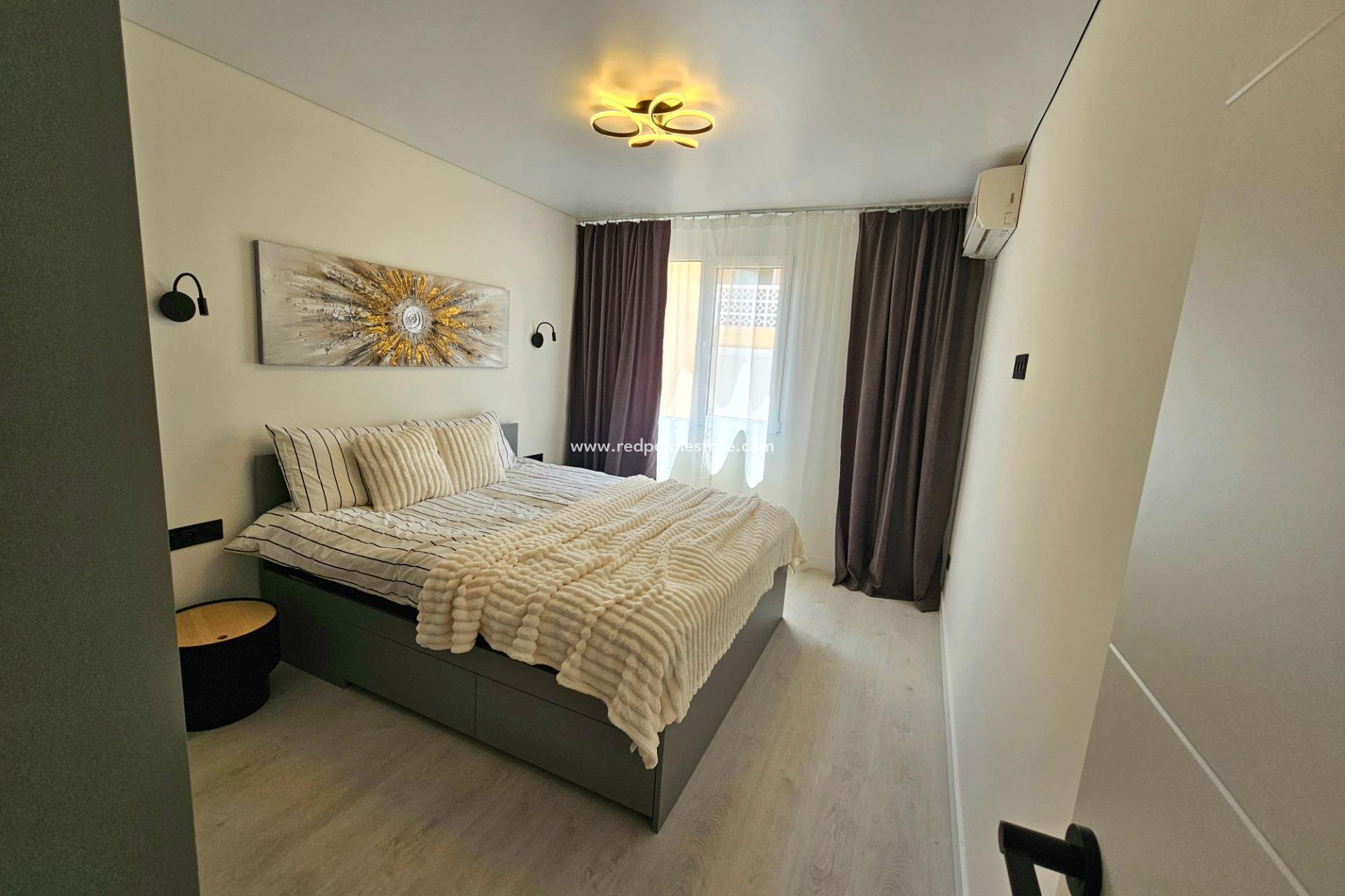 Återförsäljning - Bungalow -
Torrevieja - Los Europeos